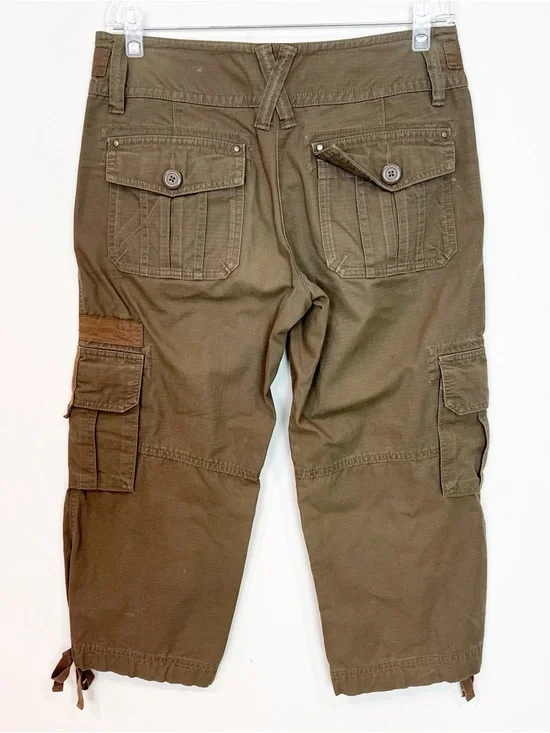 CABI BROWN STRAIGHT CROP CAPRI CARGO PANTS STYLE 868 SZ 6 - Picture 3 of 4